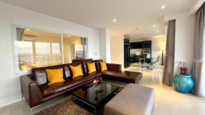 A11 Stunning Seaview 2brs2baths karon City